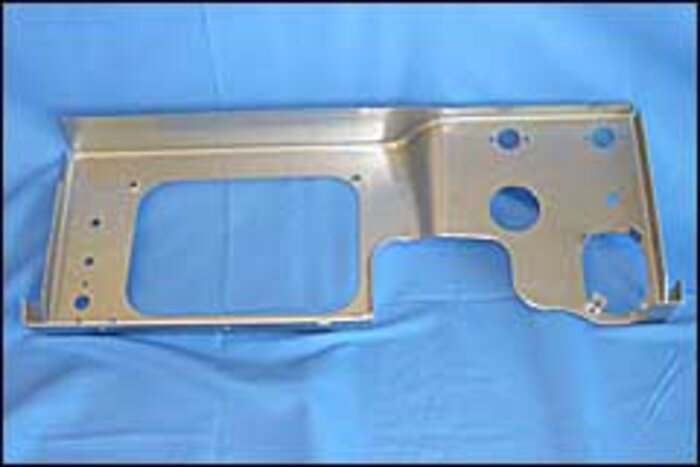 Formed aluminum light bracket